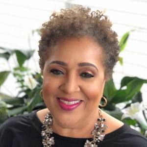 Meet your Posher, Carolyn